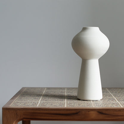 Simple Chinese Style Plain White Ceramic Vase, Elegant Hong Pattern Vase