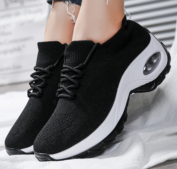 Flying Socks Casual Running Shoes